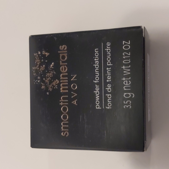Avon Other - Avon Smooth Minerals Powder Foundation Bronze New In Box 3.5 g net wt 0.12 oz